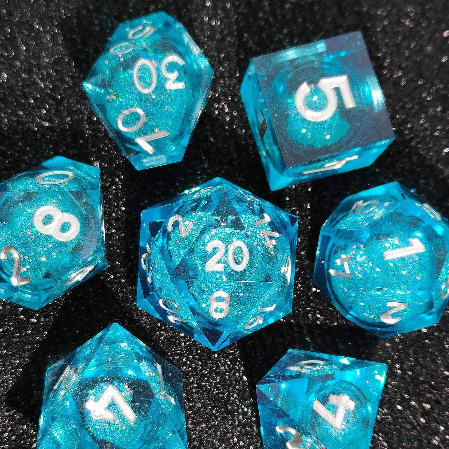 Straight Hair Resin Quicksand Dice